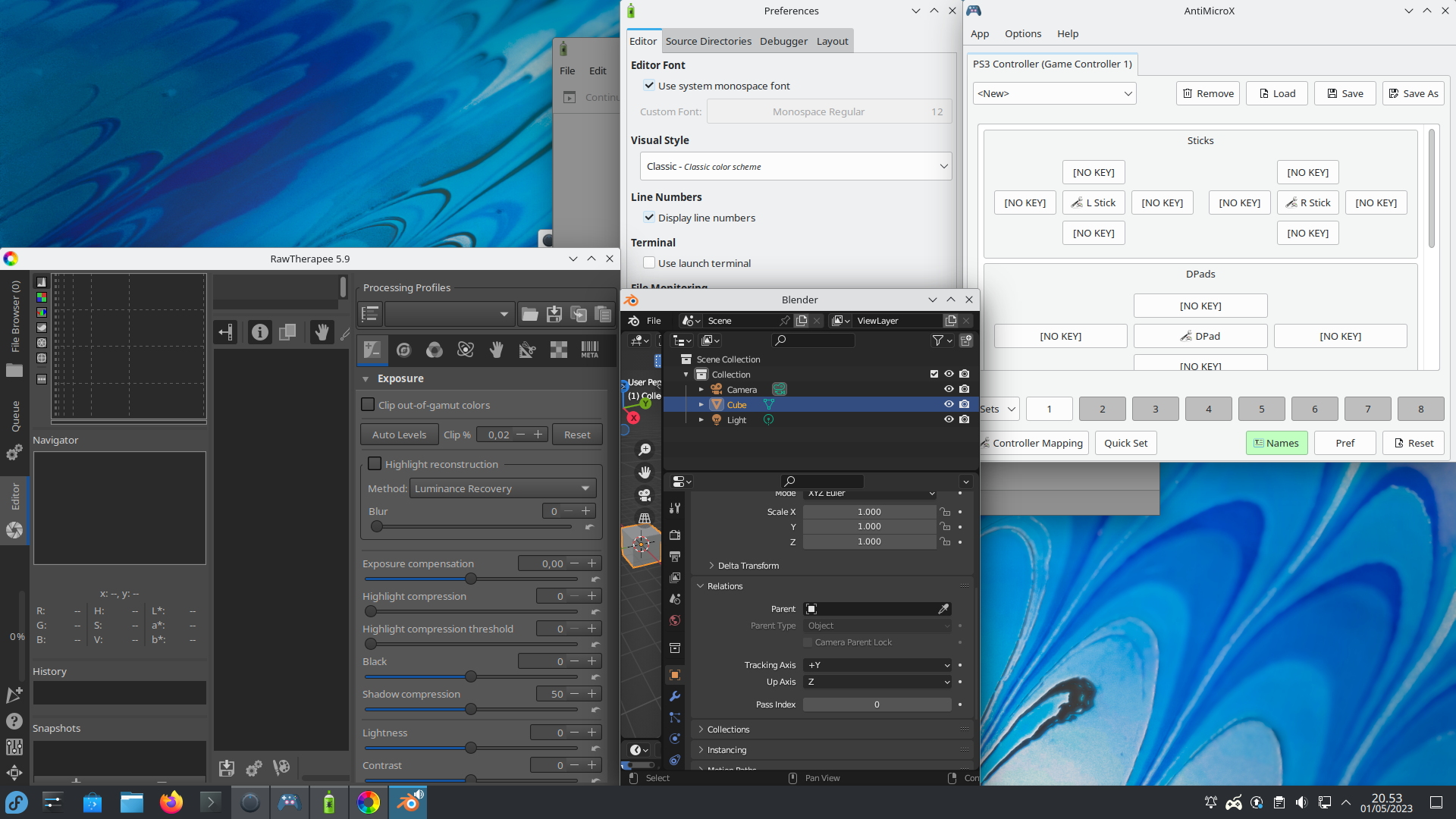 Linux applications: Nemiver on GTK3, Antimicrox on Qt5, Blender, and RawTherapee