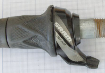 The X.0 10-gear mounted on a metal pipe